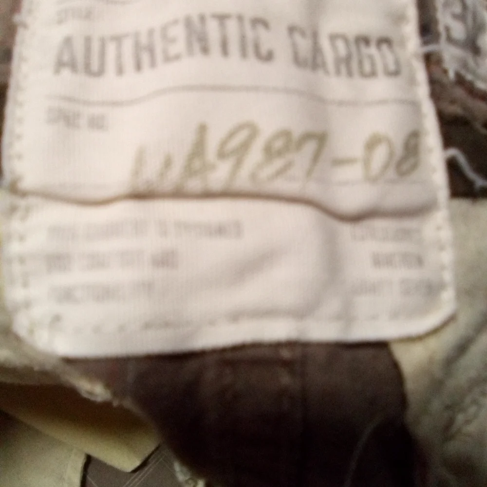 AEROPOSTALE vintage men's authentic cargo brown print shorts. Size 36 waist. - Picture 11 of 13